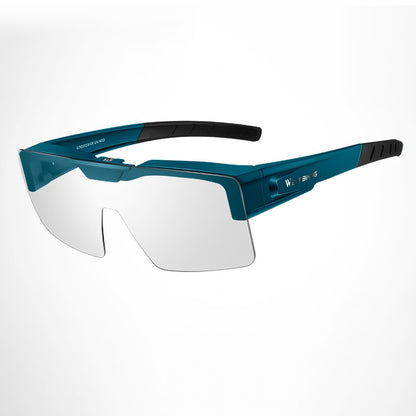 Photochromic Fit Over Cycling Glasses